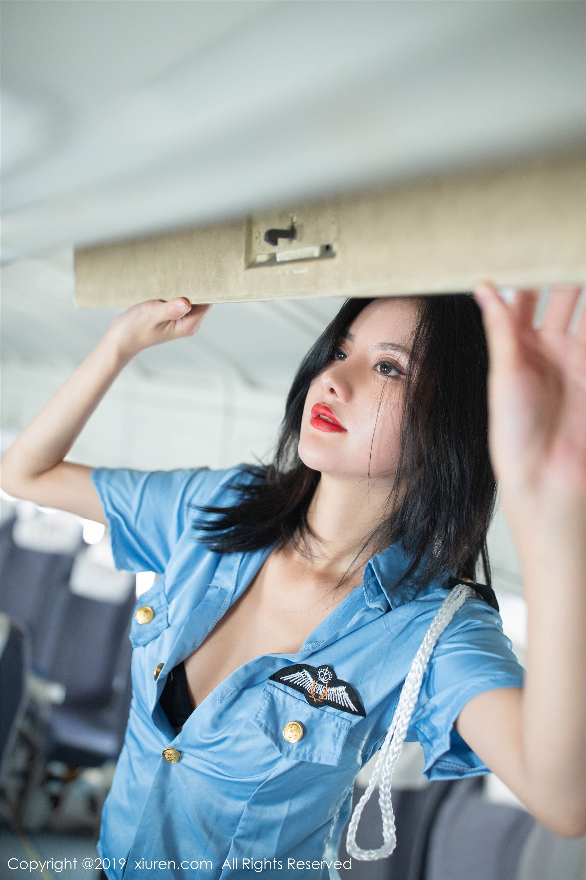 图片[14]-秀人网XIUREN写真期No.1781期短裙延伸下的丝袜美腿翘臀期就是阿朱啊-蕾丝猫