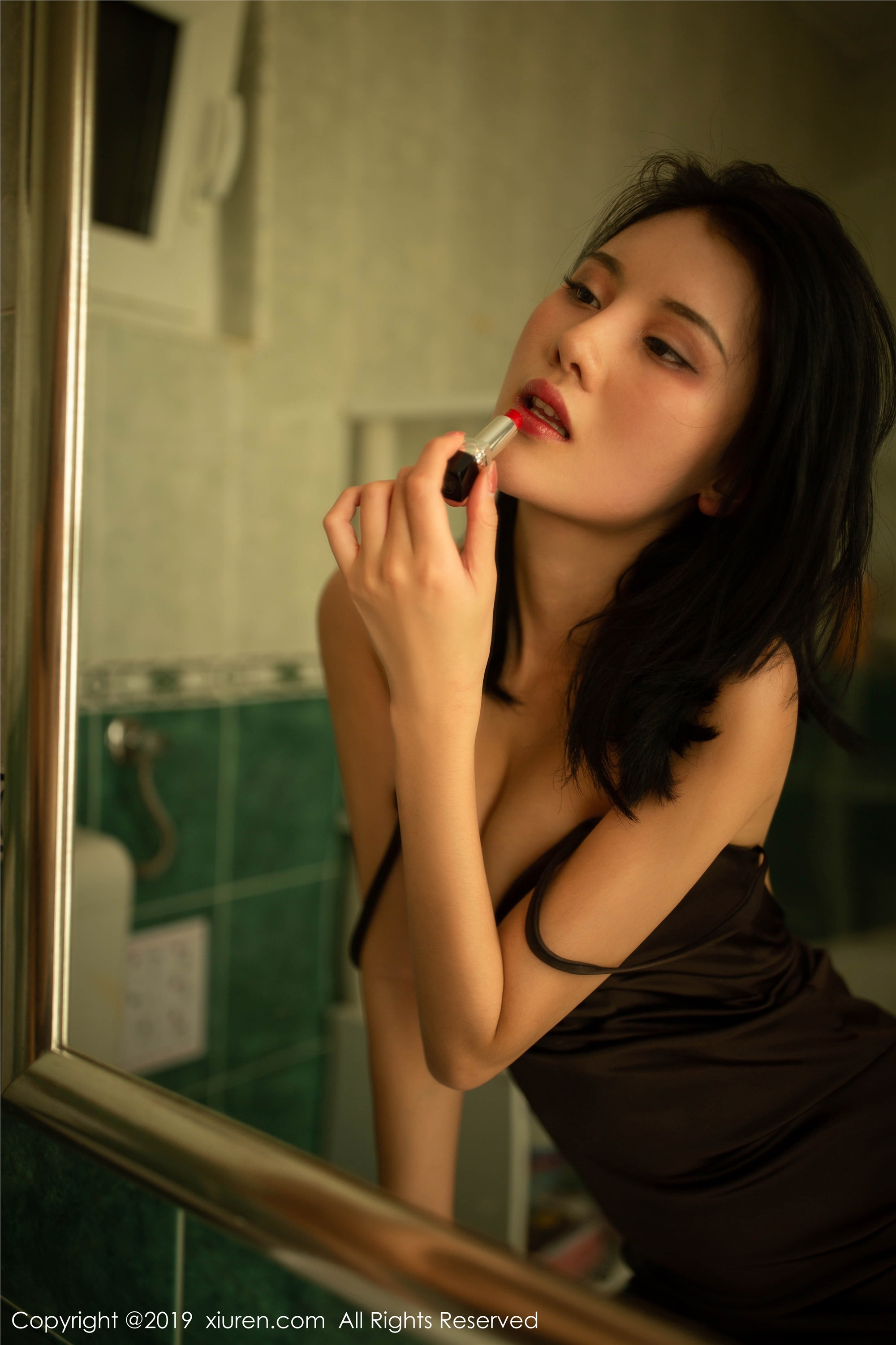 图片[25]-XIUREN秀人网期2019.11.29期No.1815期就是阿朱啊-蕾丝猫