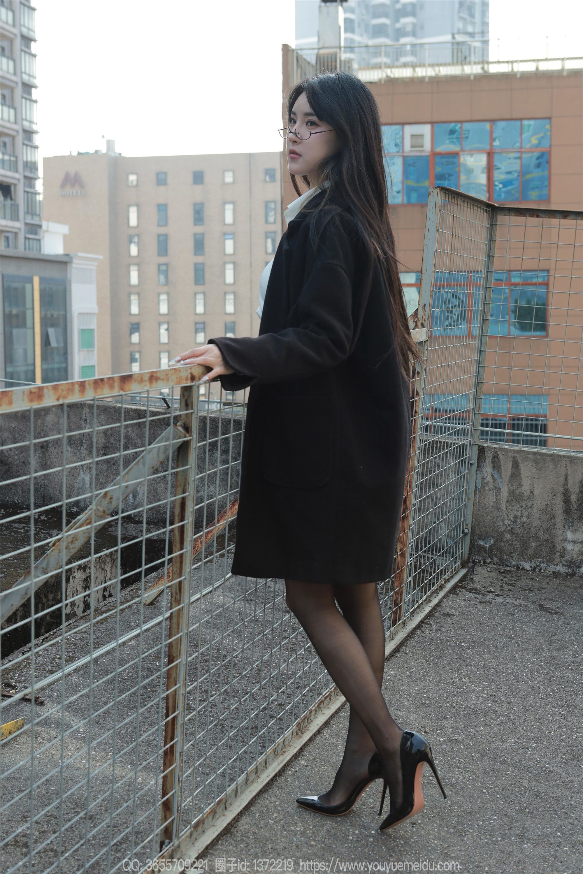 图片[9]-IESS异思趣向期期2024.12.22期丝享家期1930期小宝《眼镜美女》-爱套图