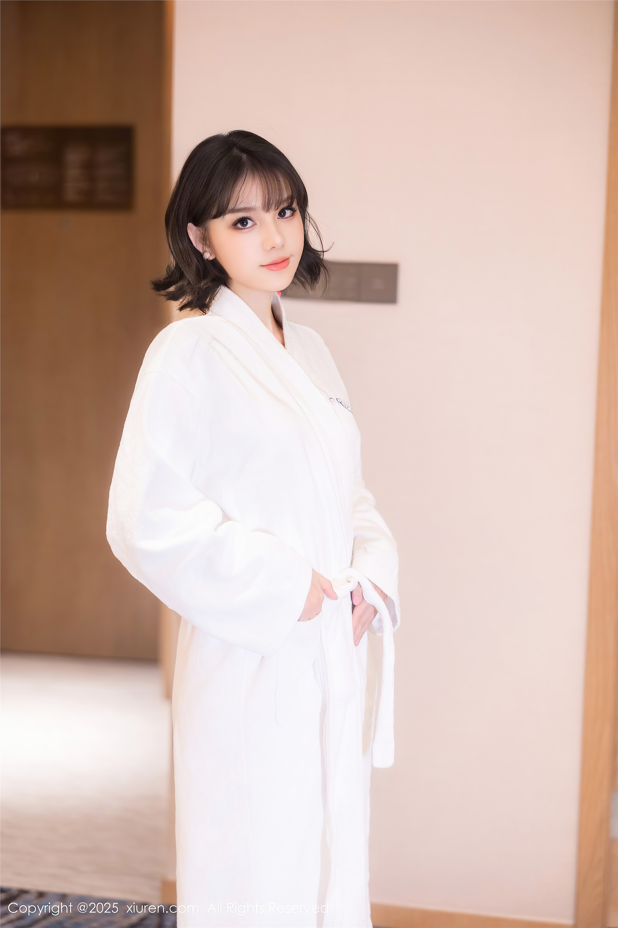 Xiuren秀人网第9713期黎苏苏-爱套图