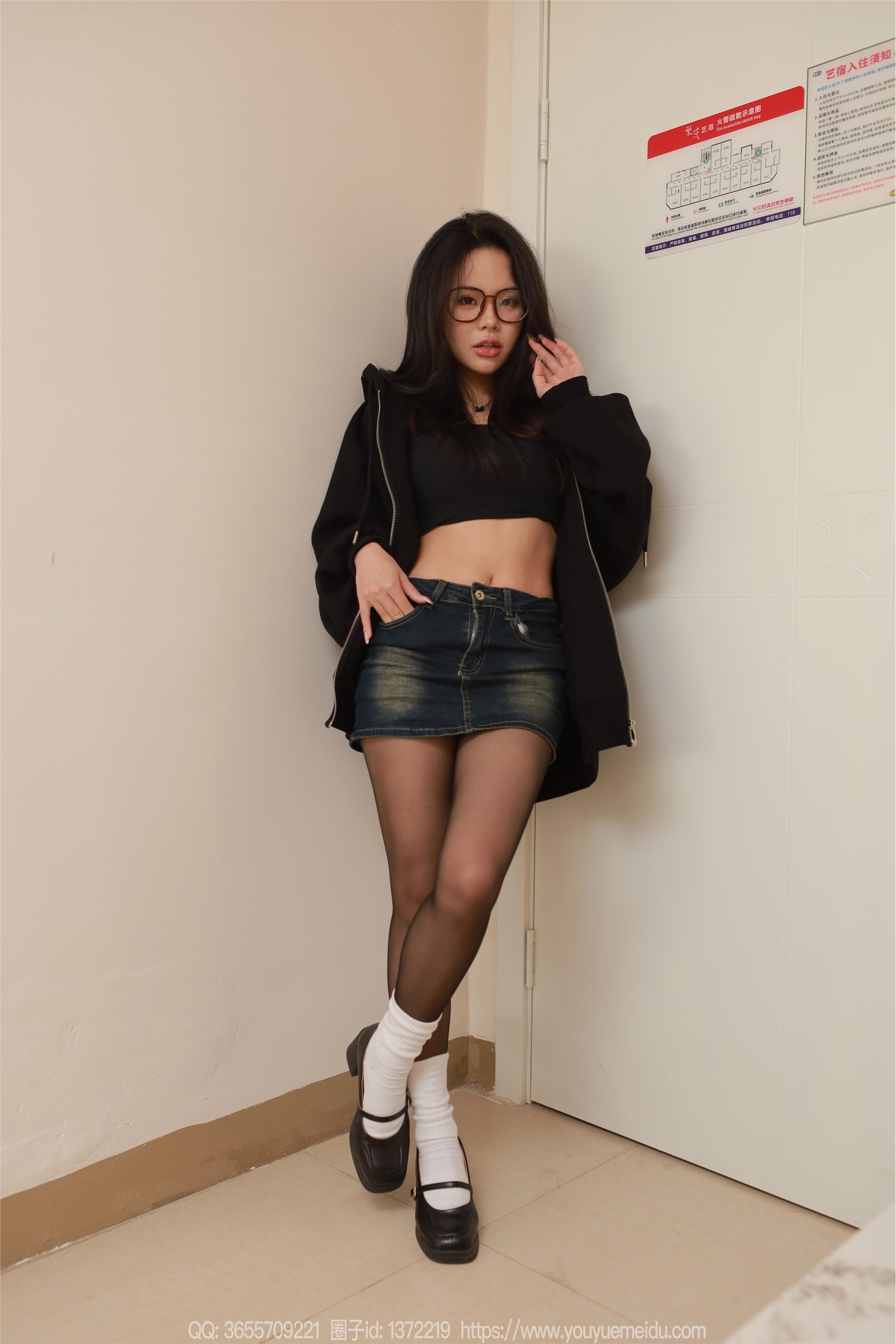 图片[5]-IESS异思趣向期期2025.01.26期丝享家期1960期兔兔《黑丝沙发》-蕾丝猫