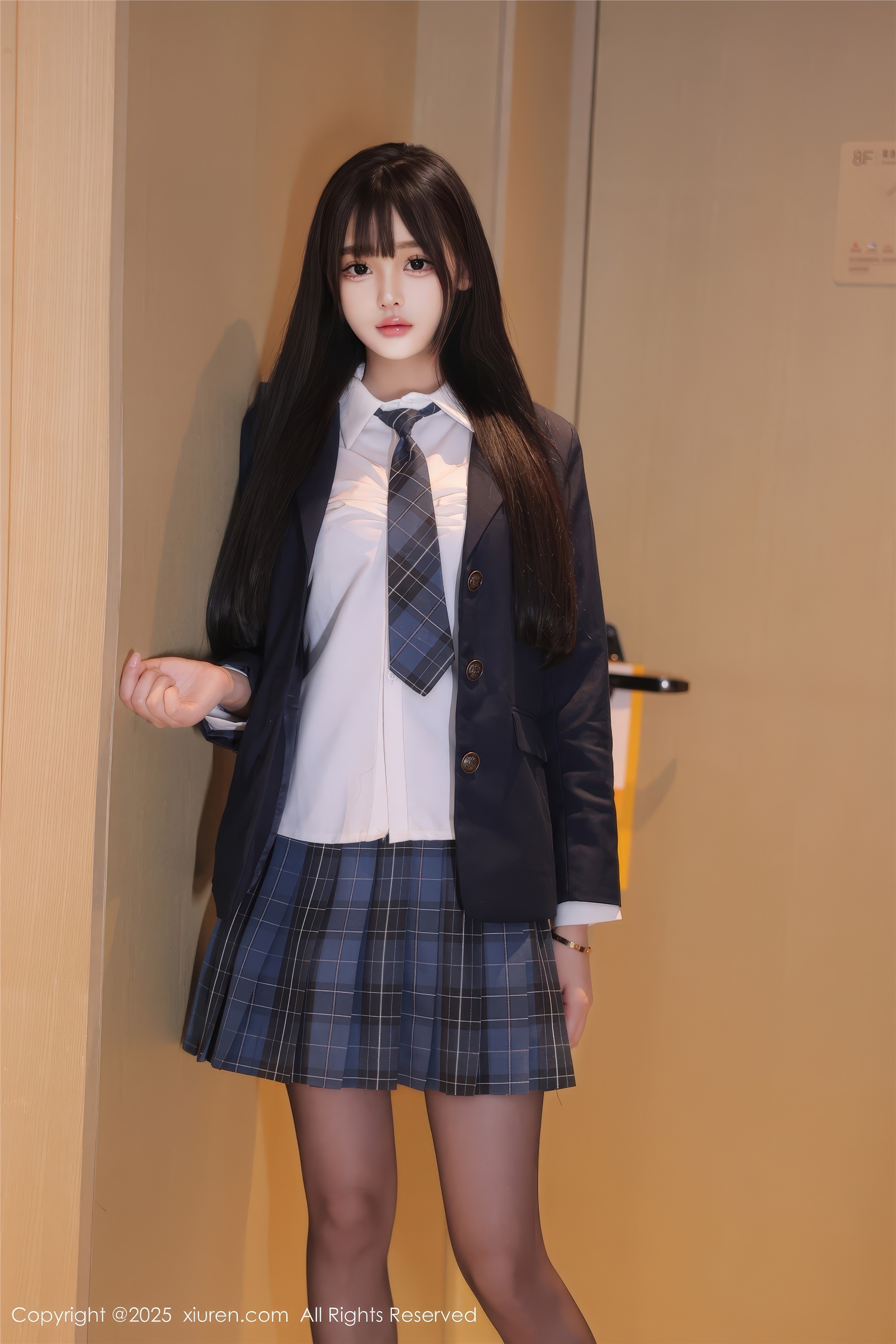 Xiuren秀人网第9853期余安安-爱套图
