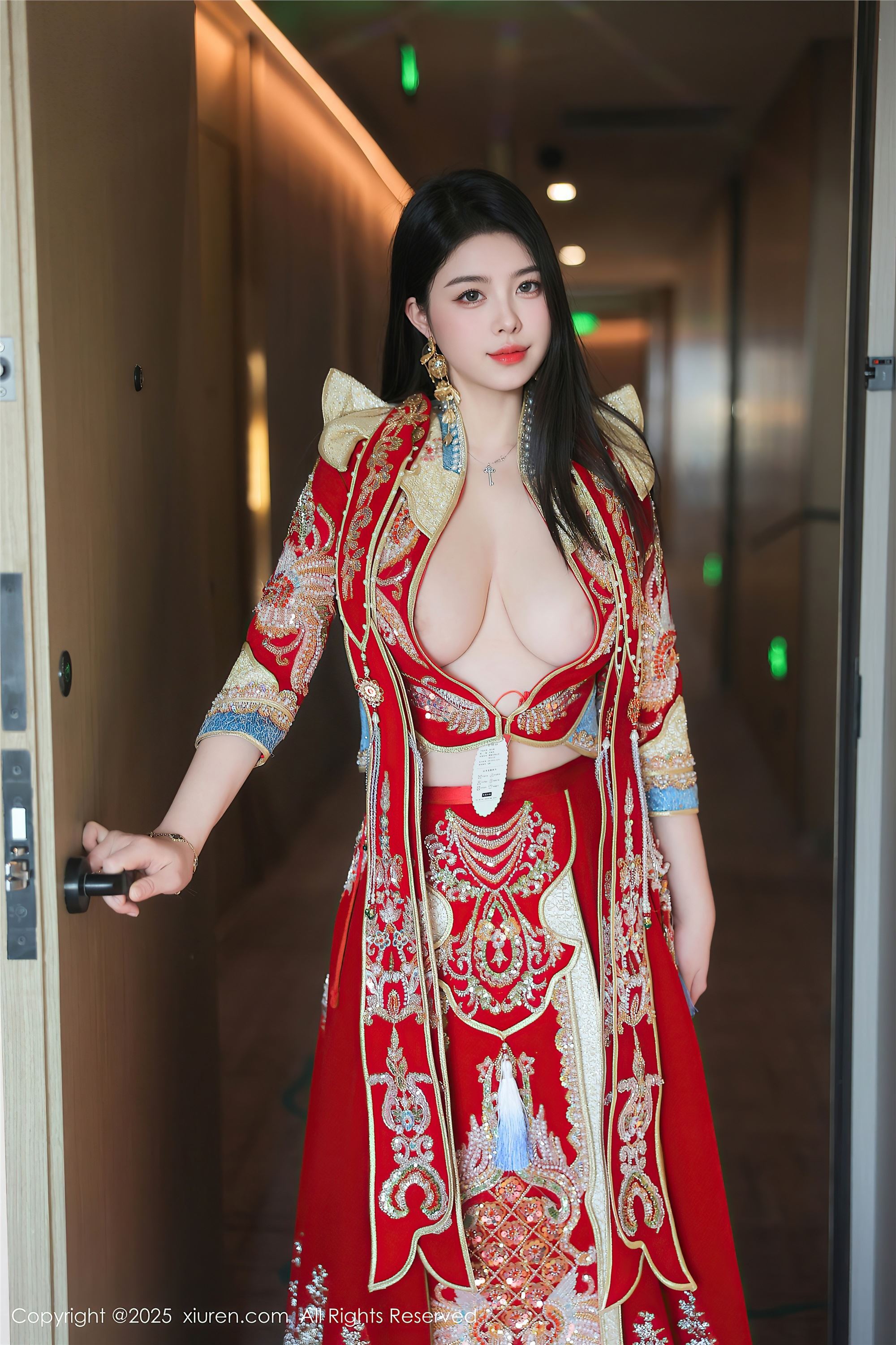 Xiuren秀人网第9869期林若凡F-爱套图