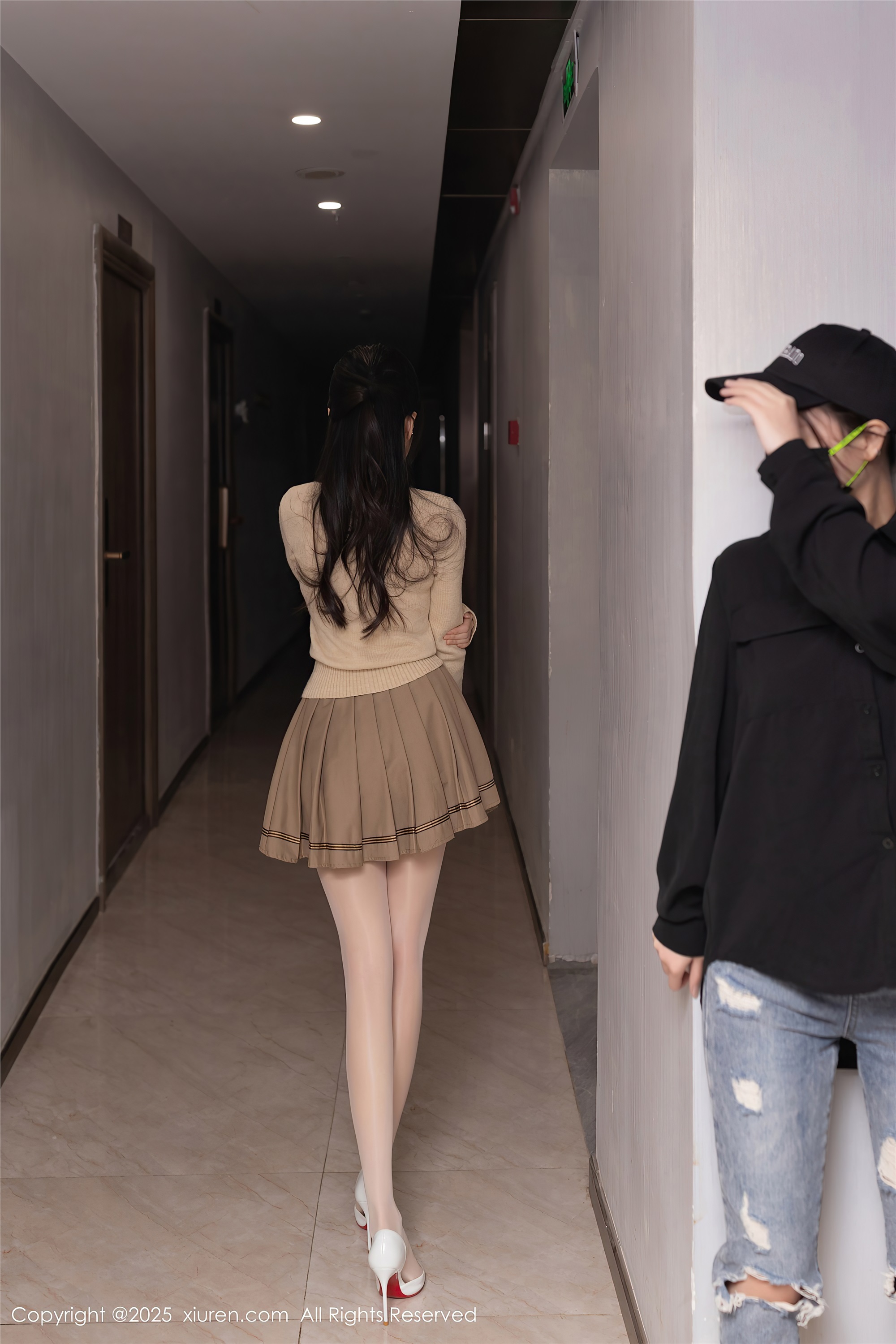 图片[2]-Xiuren秀人网第9988期鱼子酱Fish-爱套图