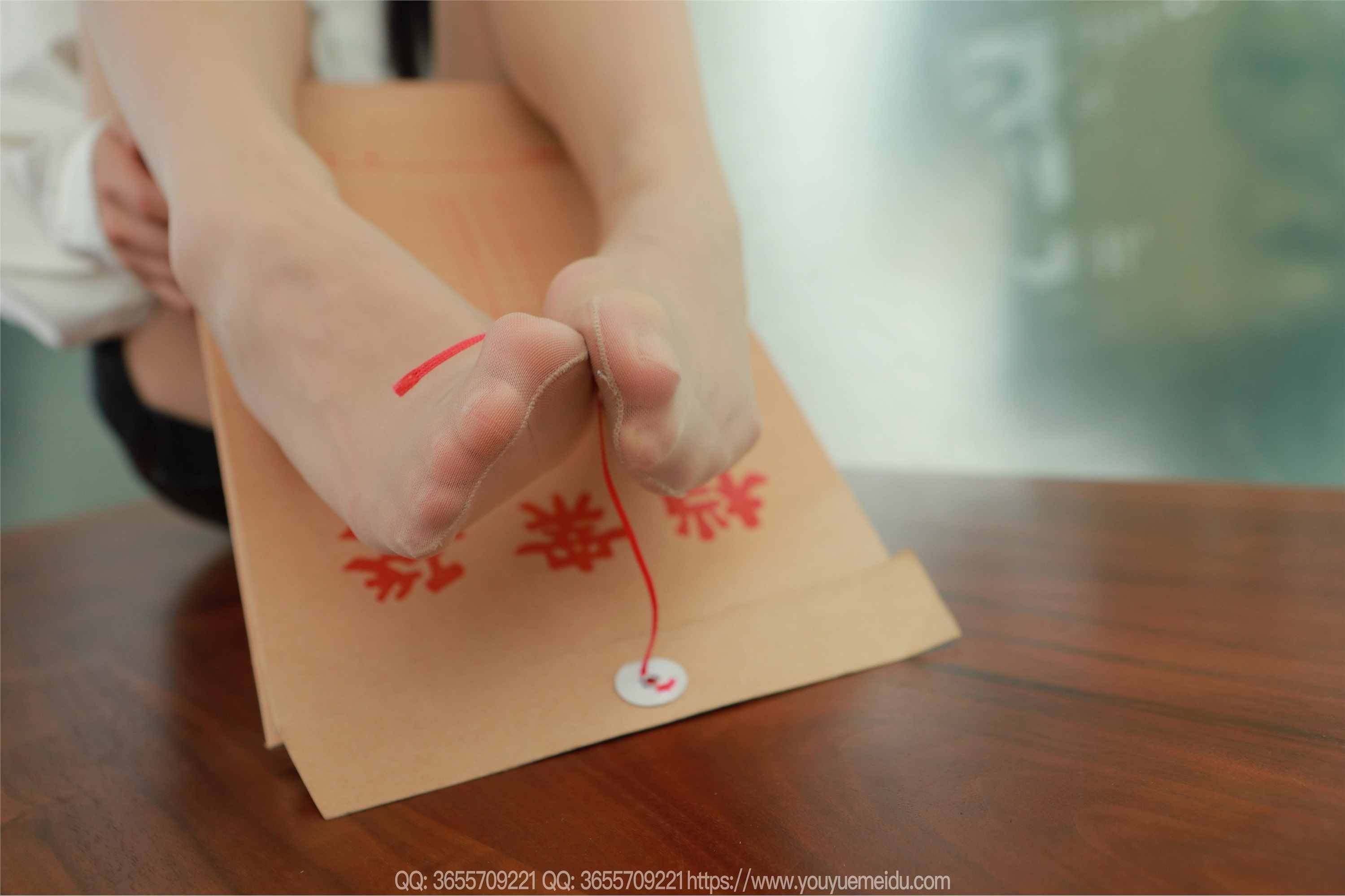 图片[9]-IESS异思趣向丝享家 2005 兔兔《白色OL（下）》-蕾丝猫