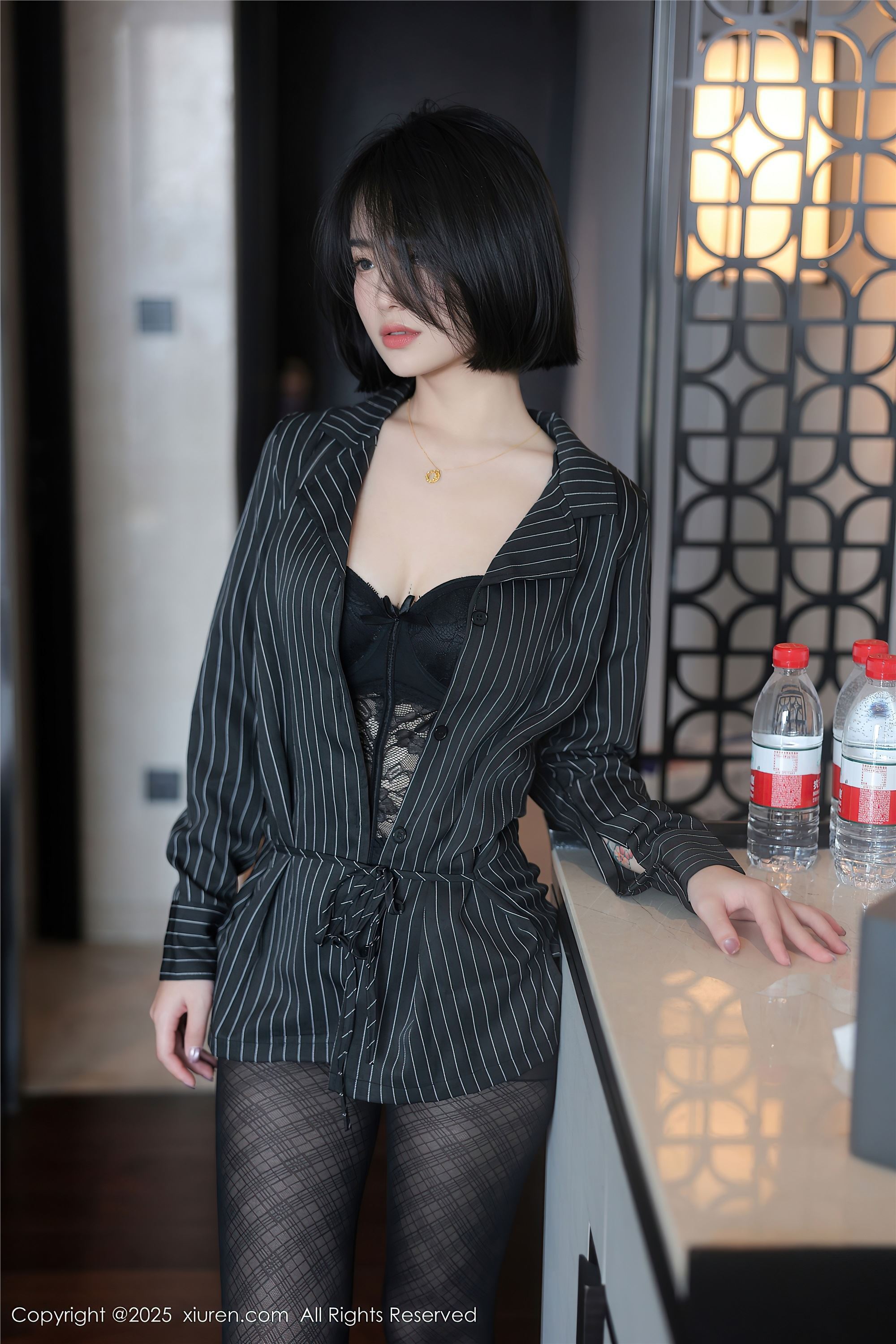 Xiuren秀人网NO.10076 汐子-爱套图