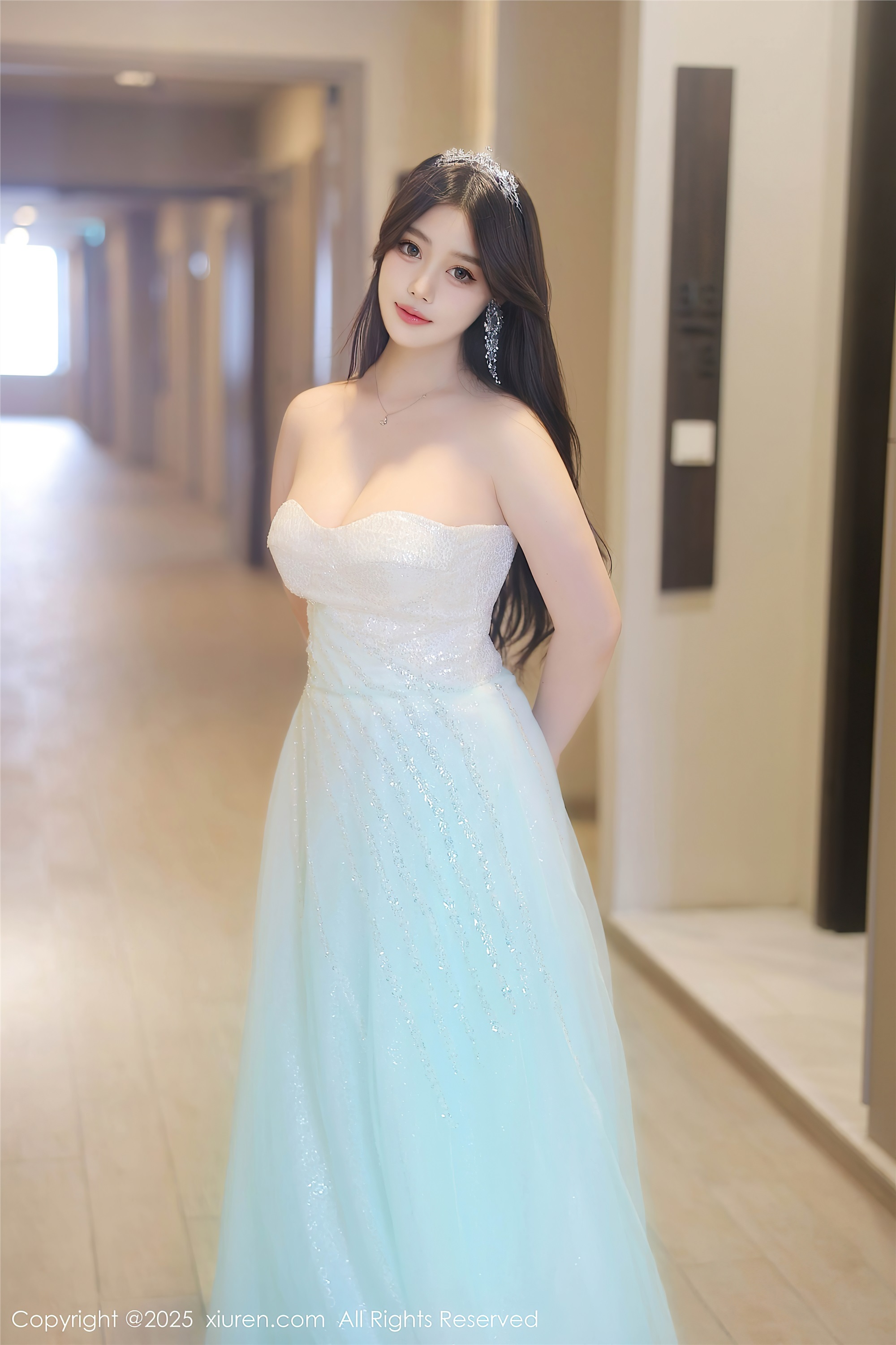 Xiuren秀人网NO.10222 蛋蛋宝-蕾丝猫