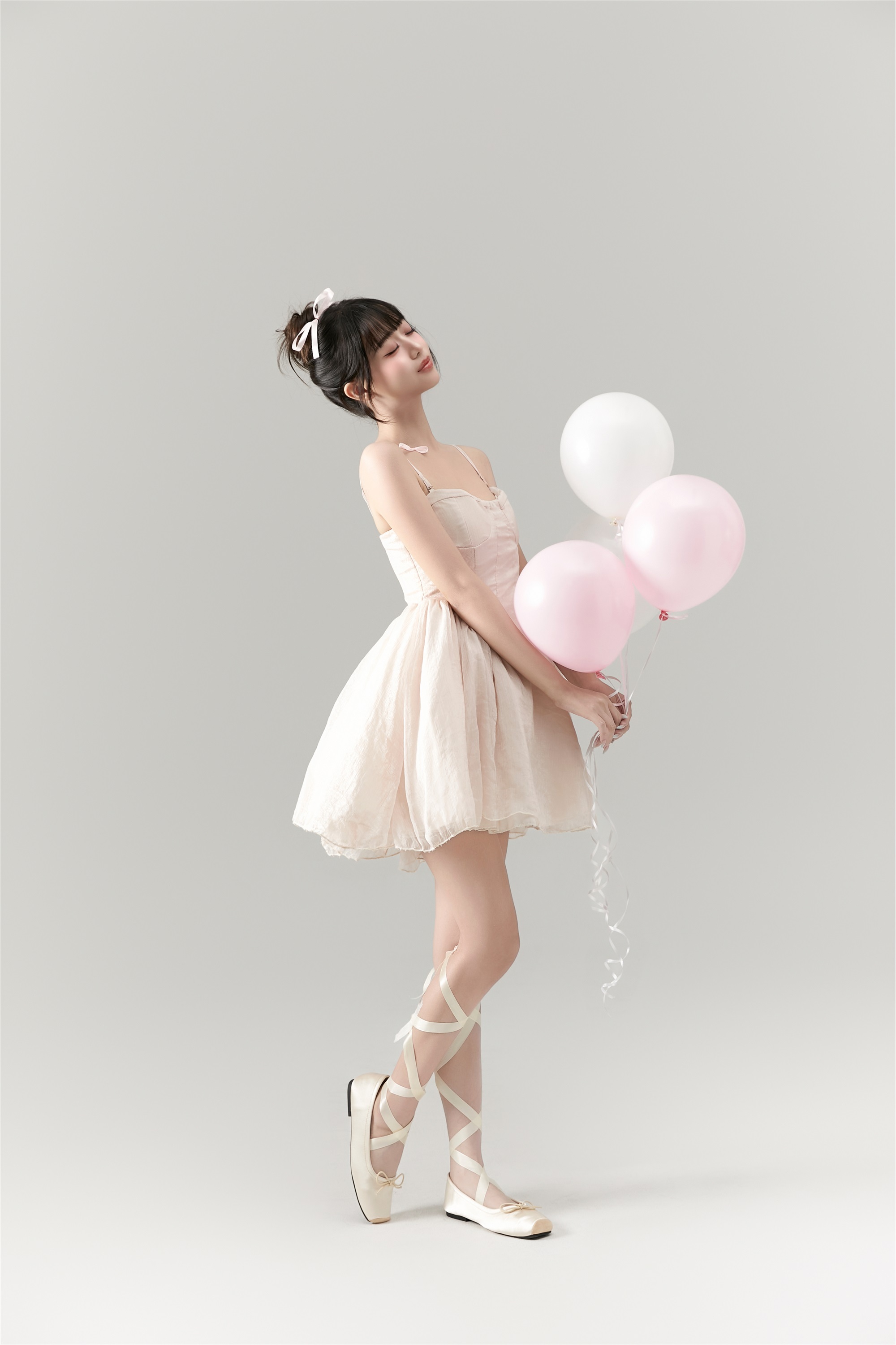 图片[2]-YITUYU艺图语芭蕾少女生日写真 菠萝包-蕾丝猫