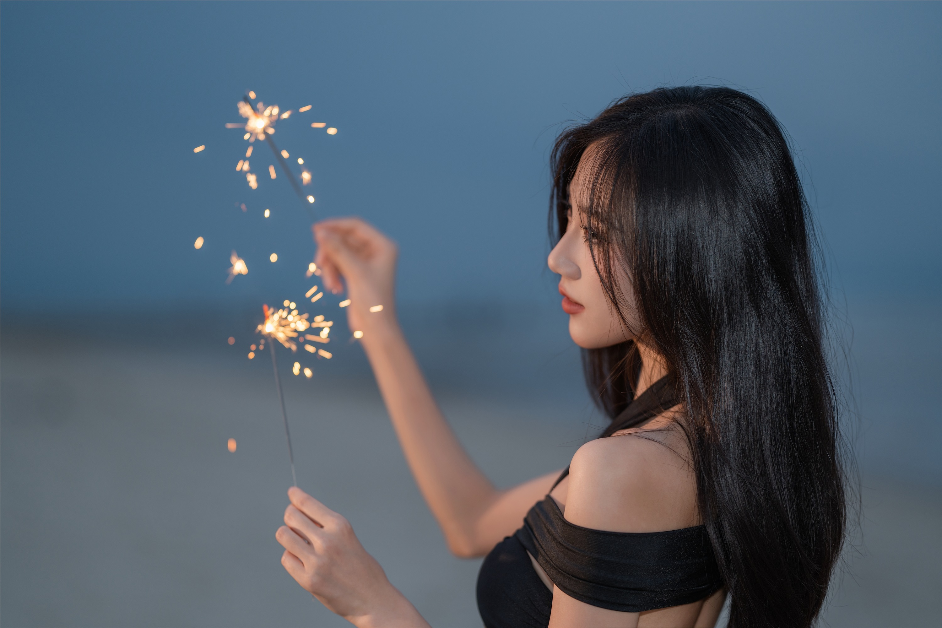 图片[4]-YITUYU艺图语夜幕下的海边少女 o1ne万-爱套图