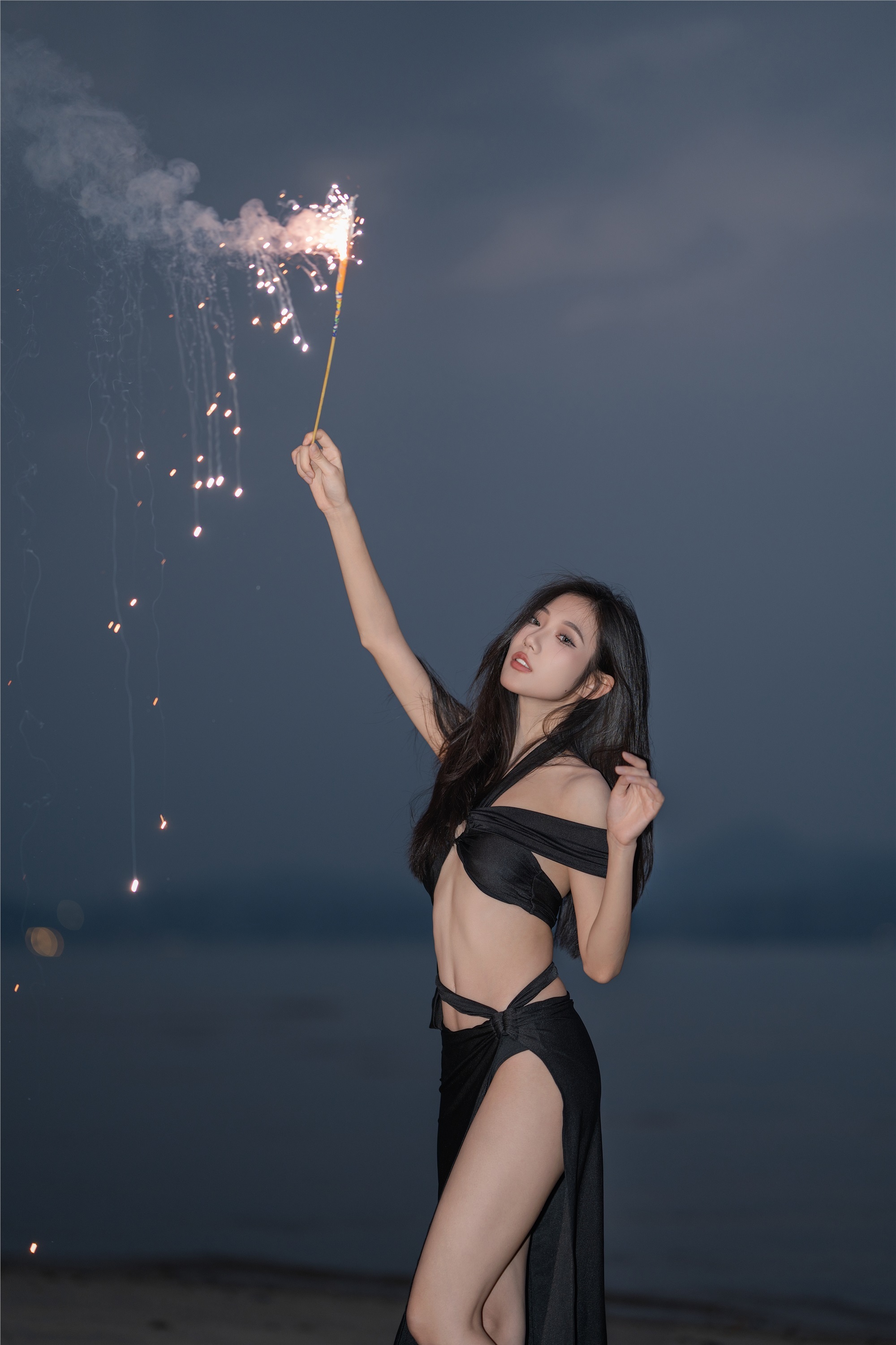 图片[6]-YITUYU艺图语夜幕下的海边少女 o1ne万-爱套图