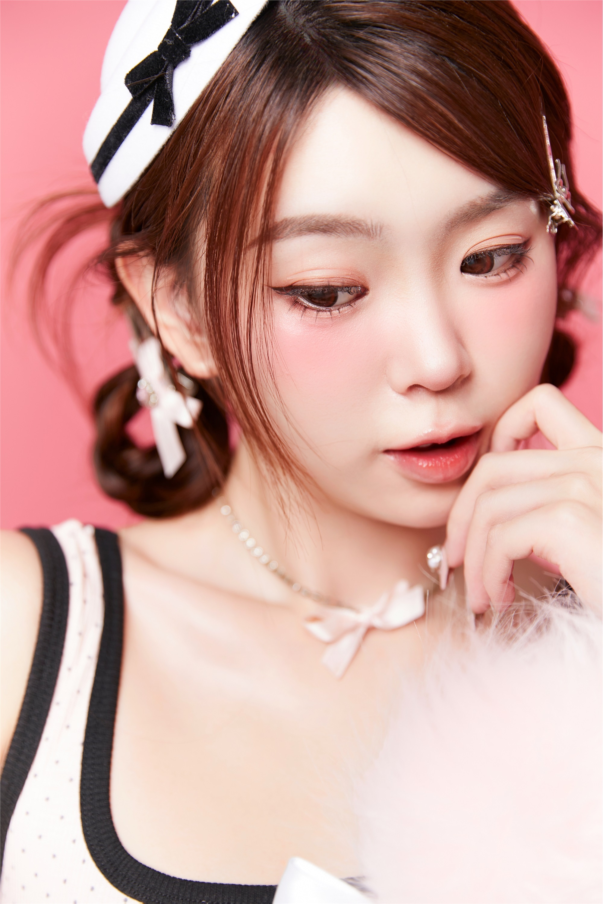 图片[4]-YITUYU艺图语粉色甜妹肖像 CARLEE是77呀-爱套图