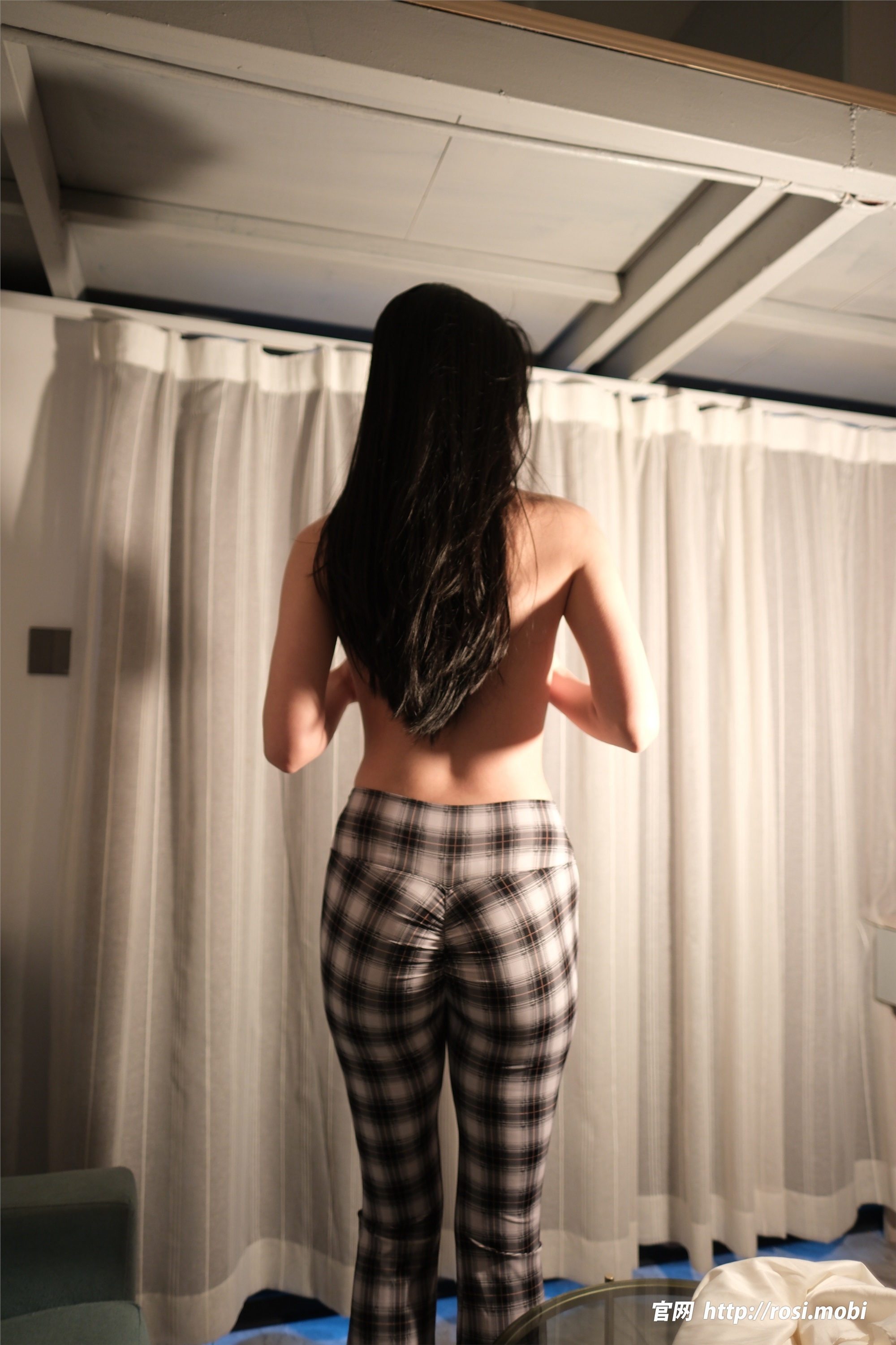 图片[2]-ROSI写真NO.4952-爱套图