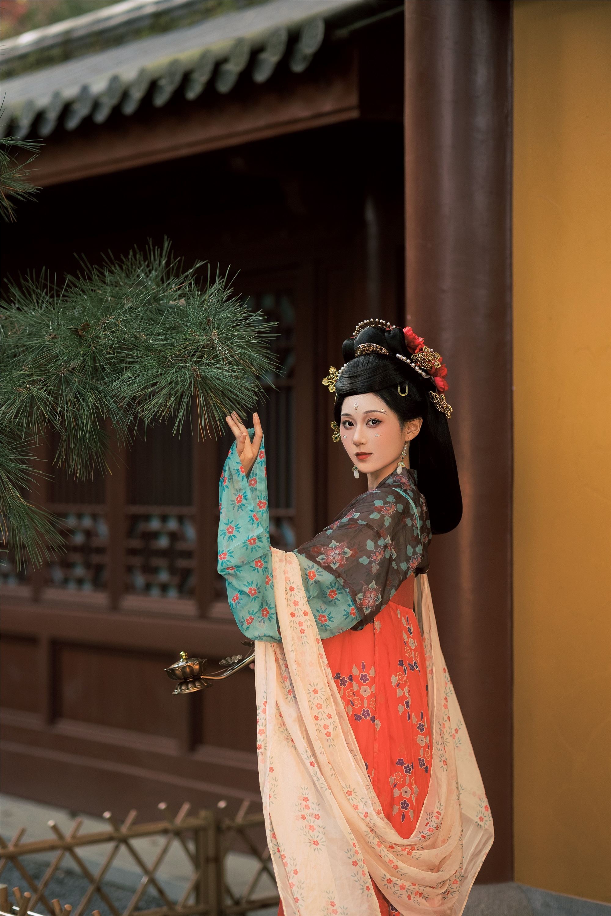 图片[3]-YITUYU艺图语山寺踏秋 郑钰熙-爱套图
