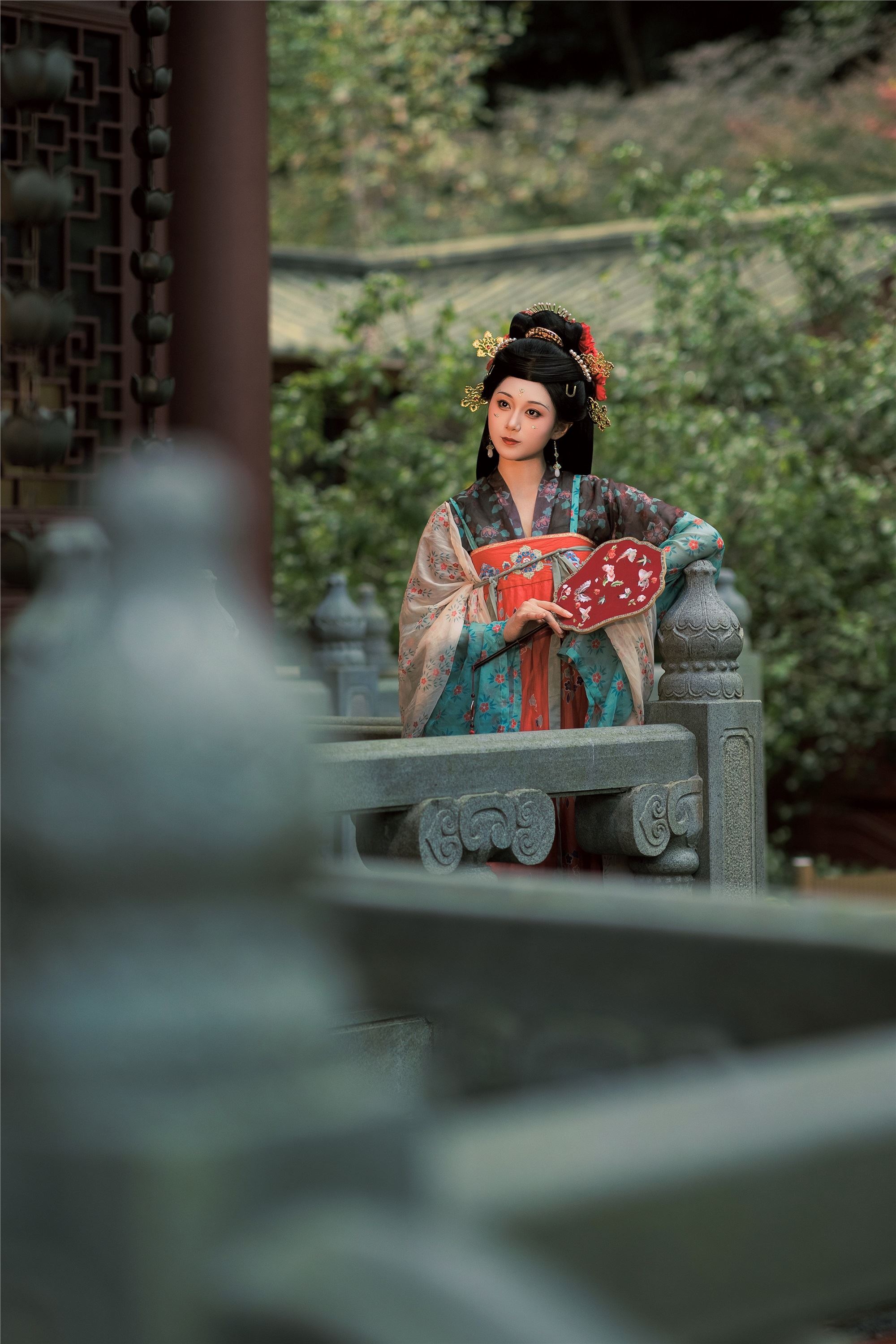 图片[4]-YITUYU艺图语山寺踏秋 郑钰熙-爱套图