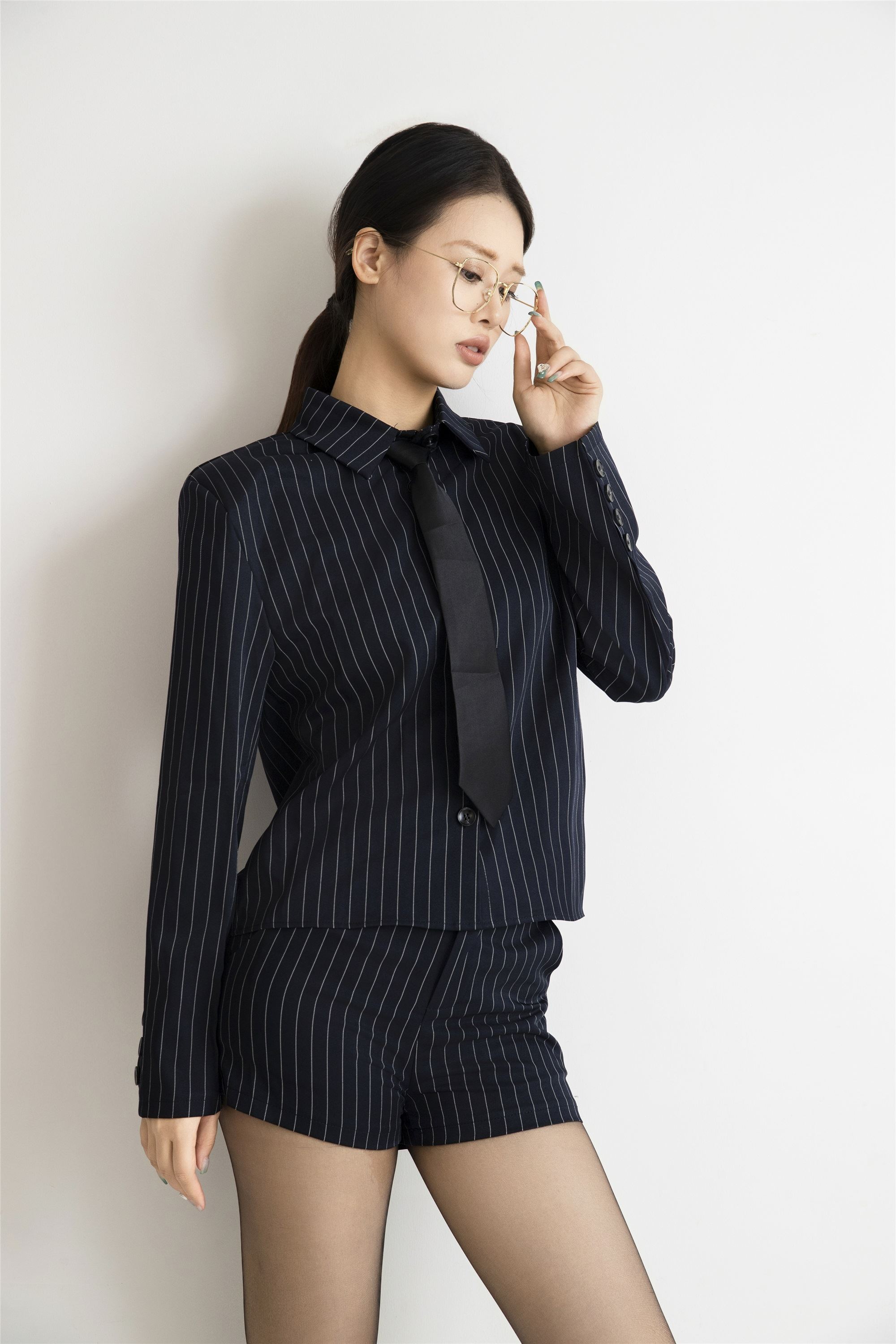 图片[2]-YITUYU艺图语Office siren Chenaling_CL-爱套图