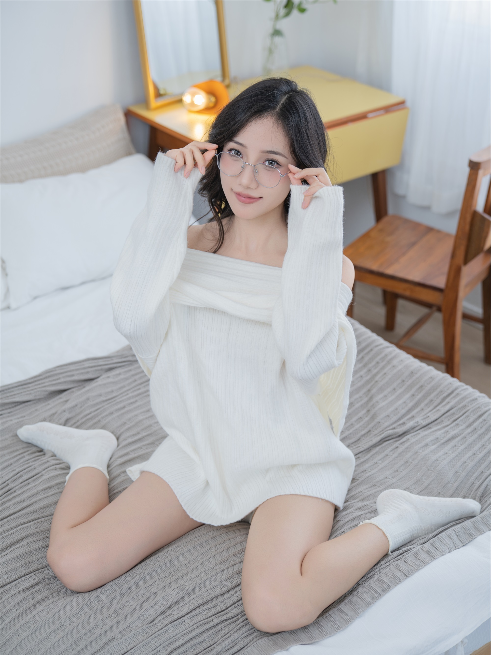 图片[2]-YITUYU艺图语白色毛衣 o1ne万-爱套图