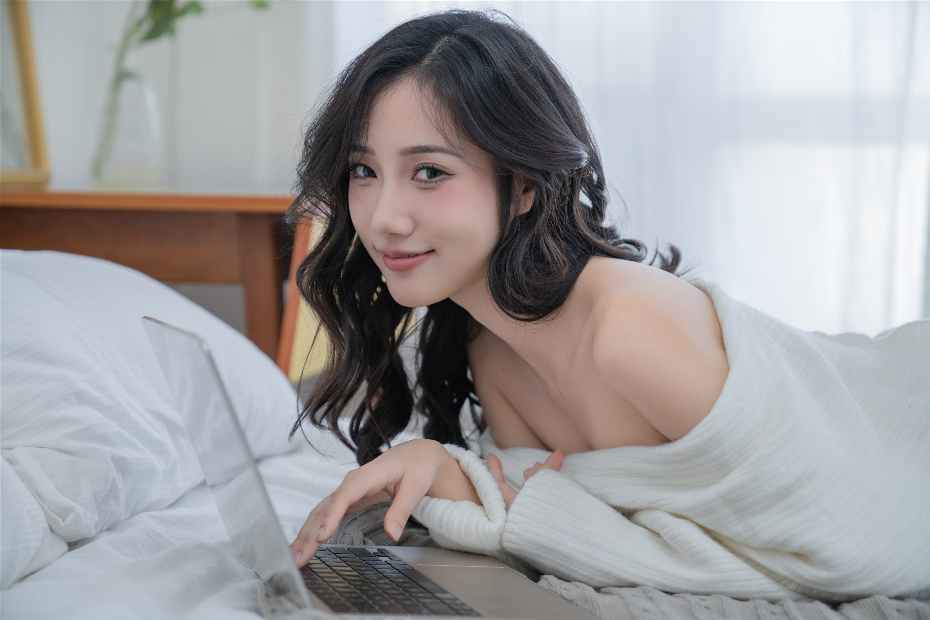 图片[5]-YITUYU艺图语白色毛衣 o1ne万-爱套图