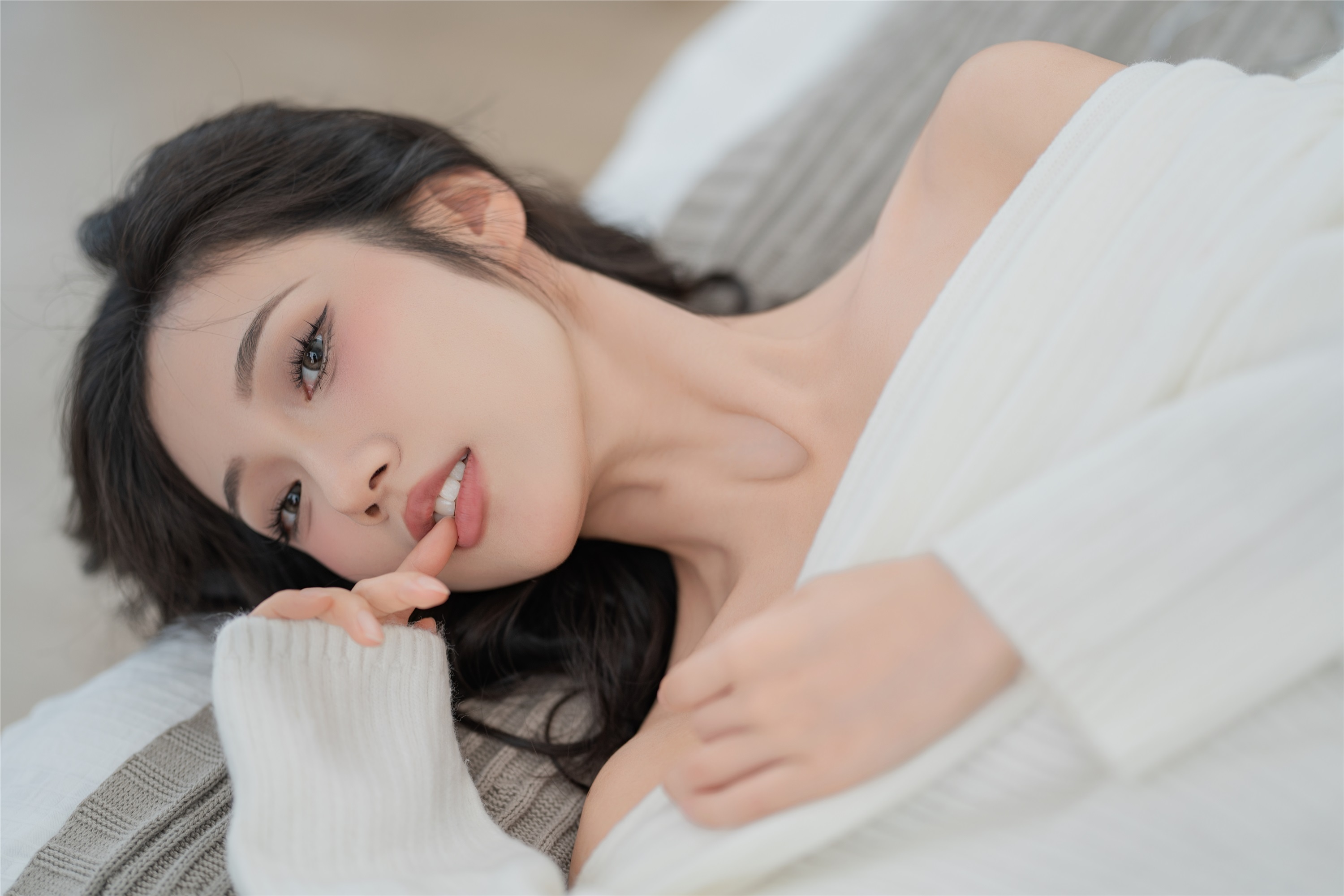 图片[6]-YITUYU艺图语白色毛衣 o1ne万-爱套图