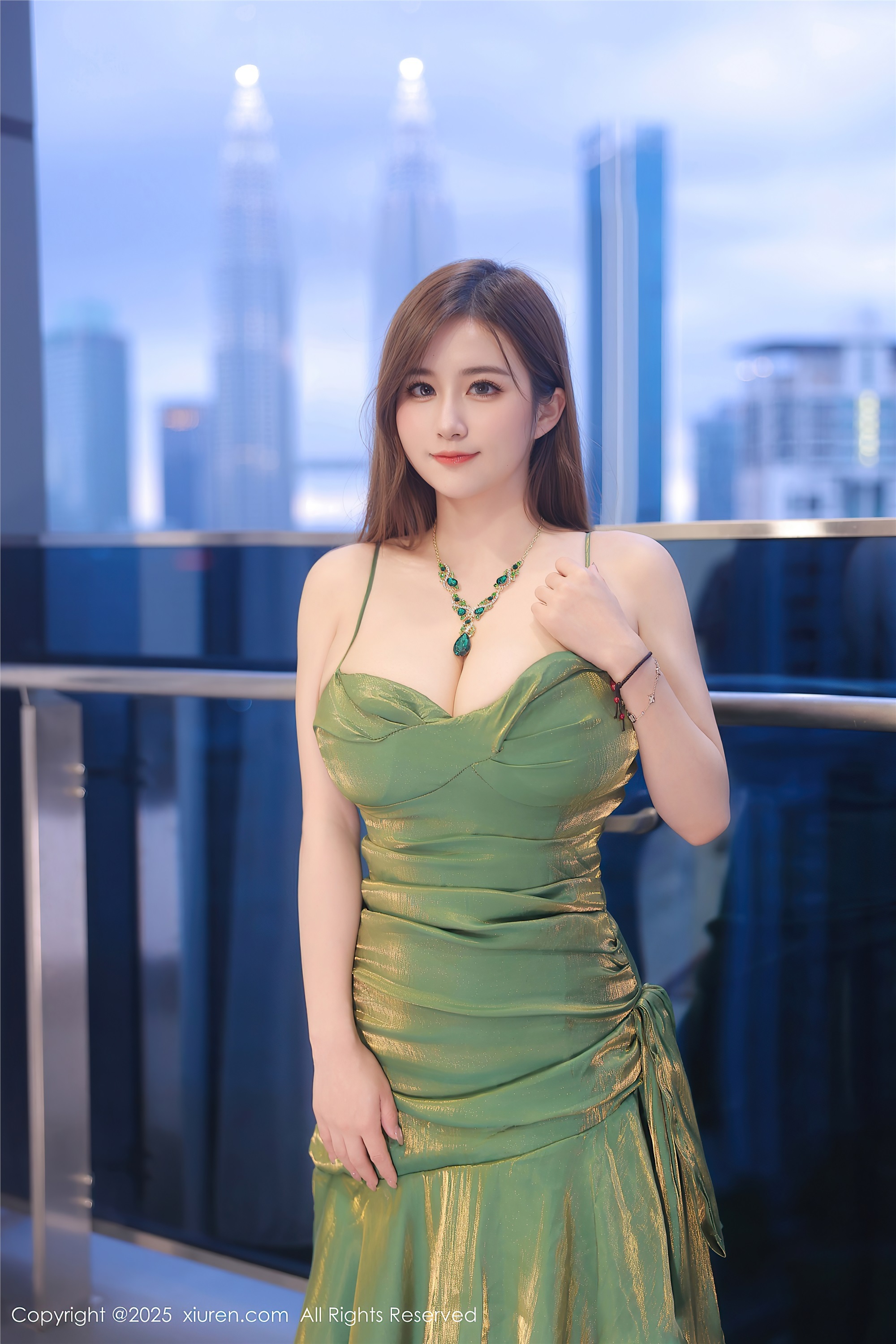 Xiuren秀人网NO.10169 小肉肉咪-爱套图
