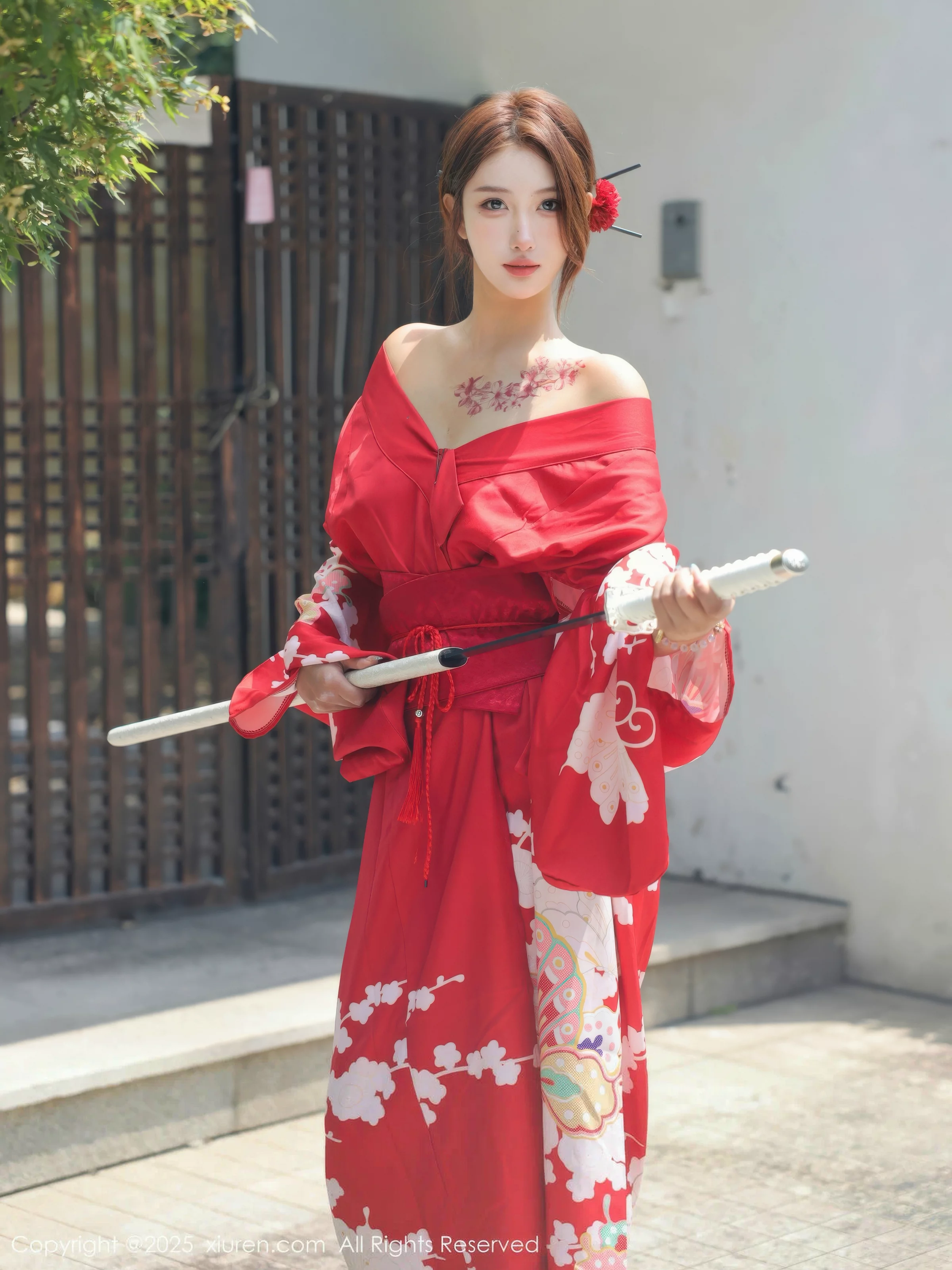 [XiuRen]高清写真图 2025.08.22 No.10683 金允希Yuki 红色和服-爱套图